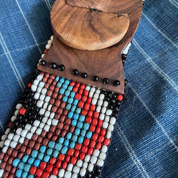Elastic Bead Belt with Acacia Wood Buckle - Picture 3 of 5